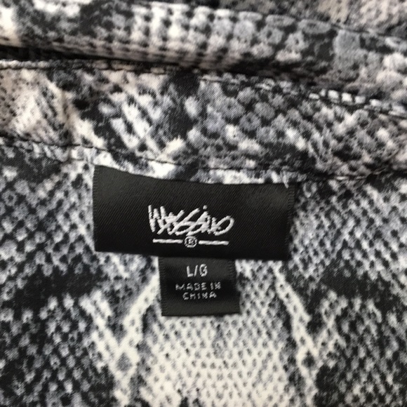 2/$25 Mossimo Snake Print Shirt Dress Size Large - Picture 7 of 8